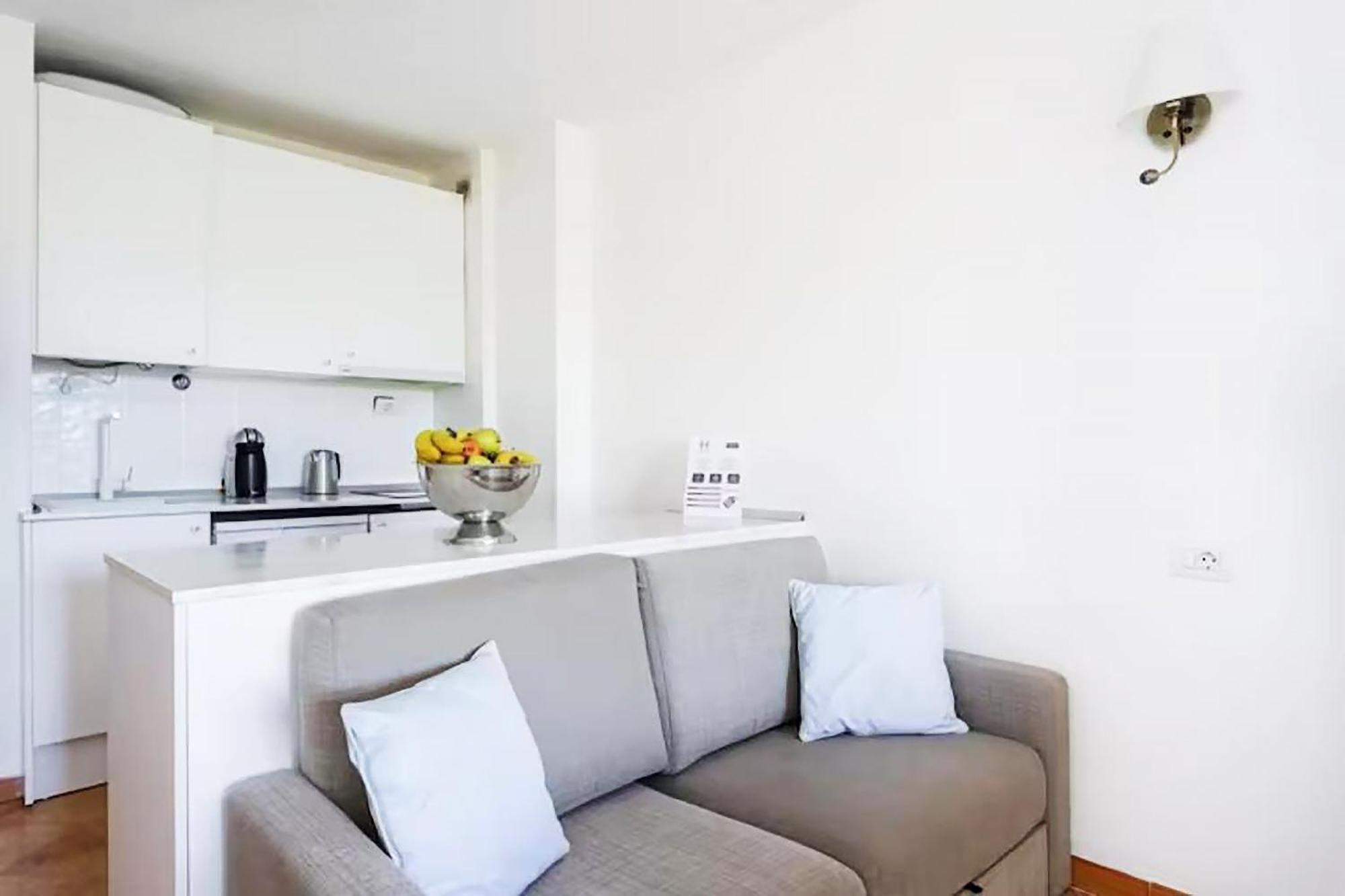 Classbnb - Seafront Studio With Beach View In The Center Of Los Cristianos 洛斯克里斯蒂亚诺斯 外观 照片